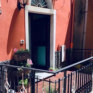 https://solosolemareportovenere.hotelitalianriviera.com