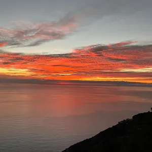 https://ca-di-dome-2-appartamento-vista-mare.hotelitalianriviera.com